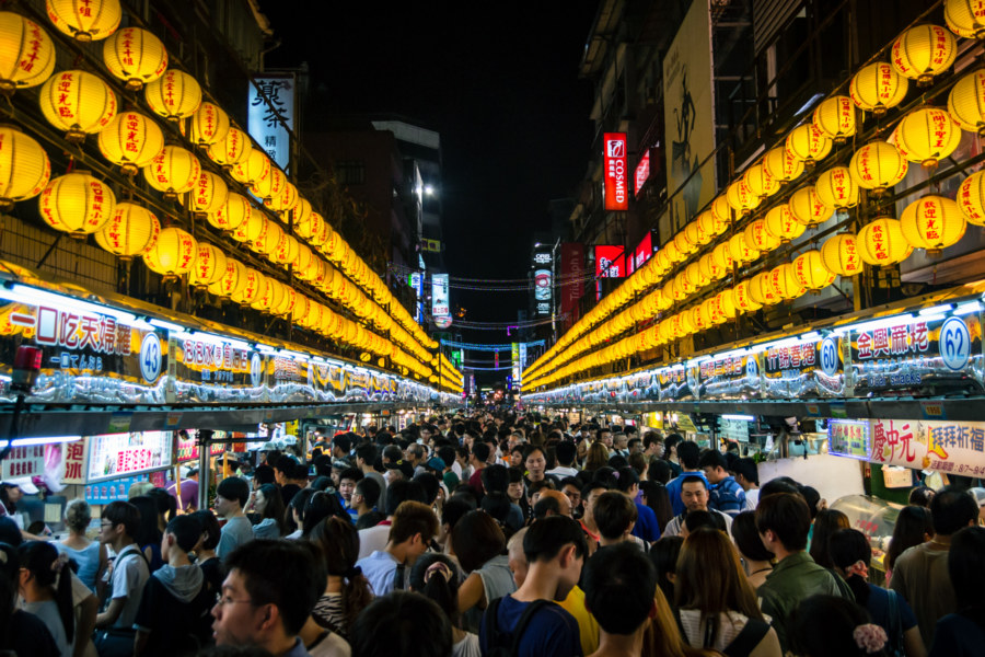 The Famous Lanterns of Miaokou Night Market