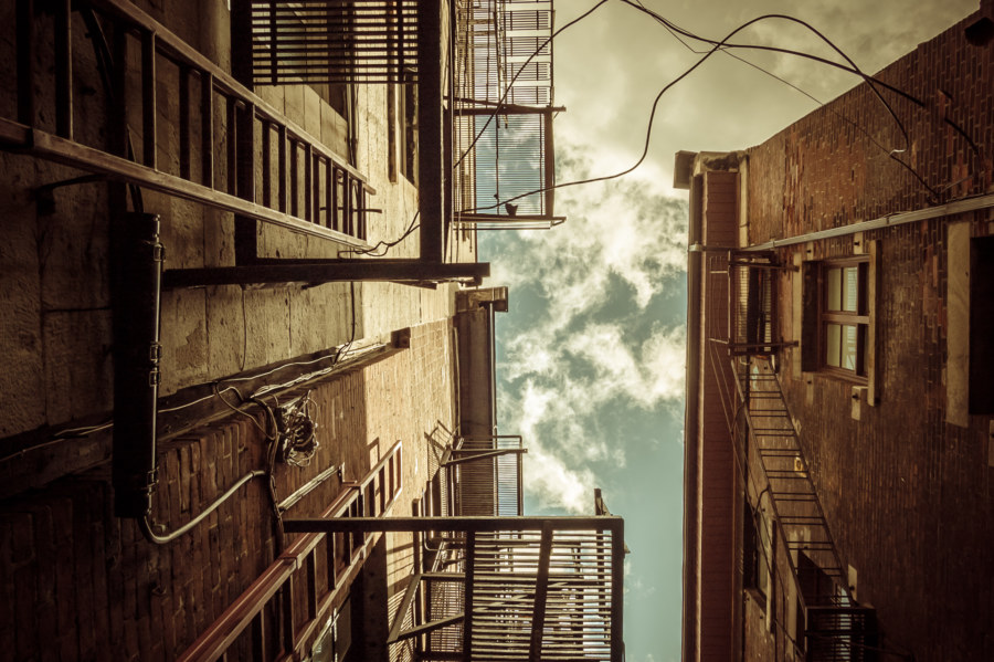 The alleyways of Old Montreal