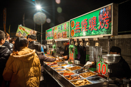 Cheap fried things at Jingcheng Night Market
