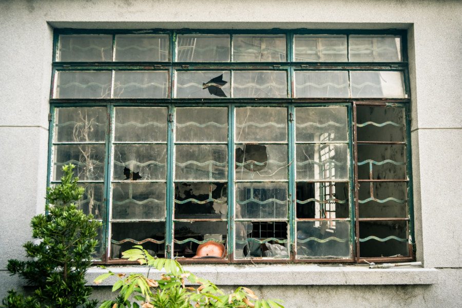 Vintage window grating in Xizhou