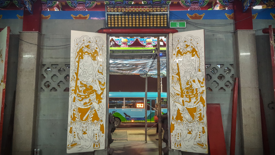 Renovations progress at the City God Temple 城隍廟