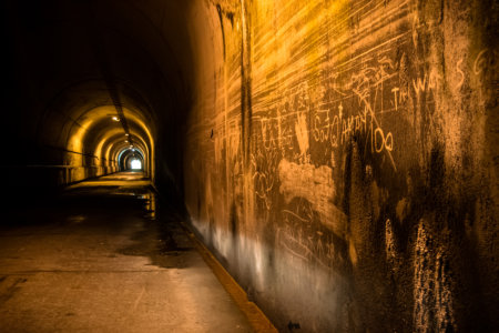 Leaving a Mark in Wujie Tunnel
