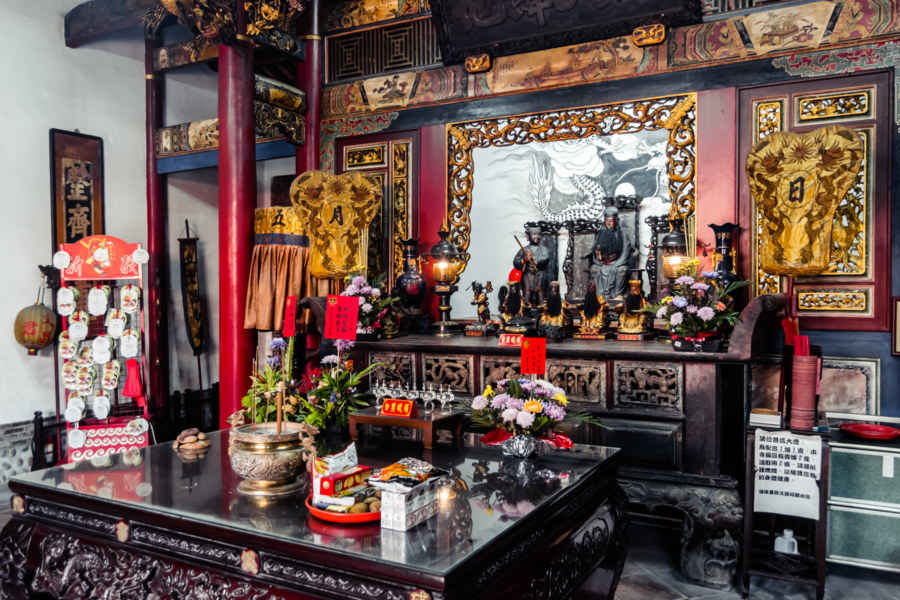 The main altar at Huangxi Academy 磺溪書院