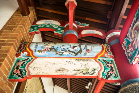 Wooden beam detail at Fanjiang Ancestral Hall 范姜祖堂